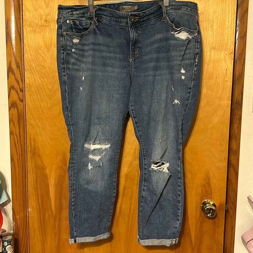 Torrid Distressed Mid-RiseSkinny Jeans, size 18S